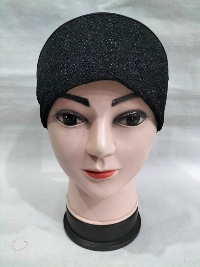 Shimmer Under Cap - Black