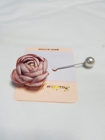 Floral Pin - Peach Floral Pin - Peach