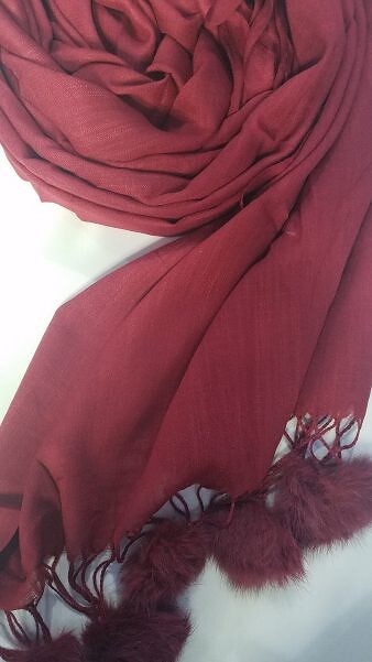 Cashmere Scarf with Pom Pom - Maroon