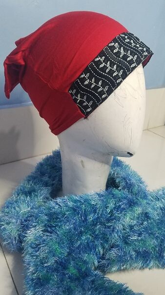 Lace Tube Underscarf - Red