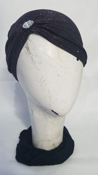 Shimmery Side Parting Cap with Stone - Burgundy