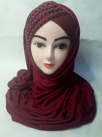 Side Parting Pearls Ready to Wear - Maroon