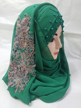 Pearl Ready to Wear with Bunch - Green Pearl Ready to Wear with Bunch - Green