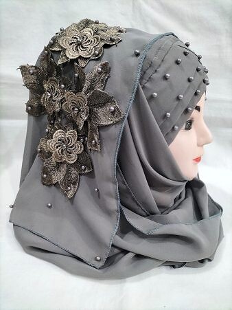 Pearl Ready to Wear with Flower Bunch - Grey Pearl Ready to Wear with Flower Bunch - Grey