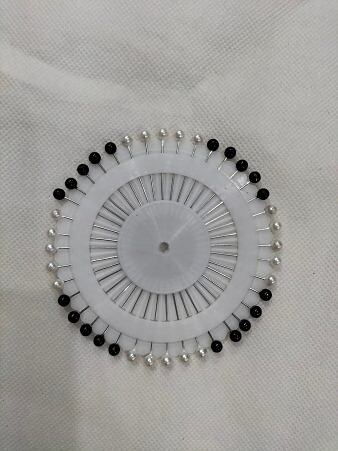 Black and White Pins Wheel - Round