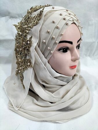 Pearl Ready to Wear with Bunch - Beige Pearl Ready to Wear with Bunch - Beige