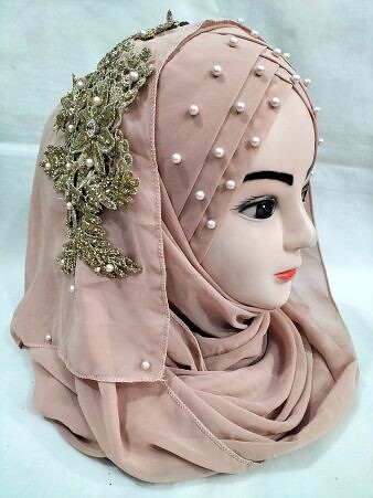 Pearl Ready to Wear with Golden Bunch - Dirty Brown