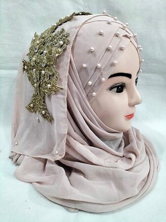 Pearl Ready to Wear with Golden Bunch - Nude Pink