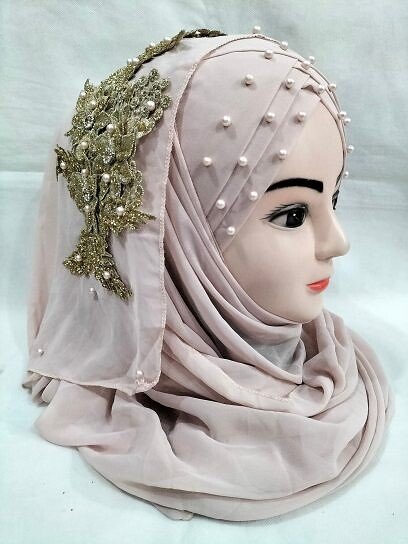 Pearl Ready to Wear with Golden Bunch - Nude Pink
