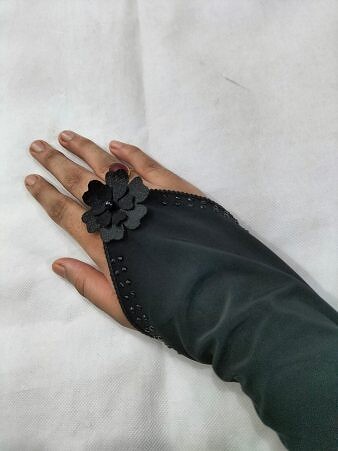 Fancy Sleeves - Black Fancy Sleeves - Black