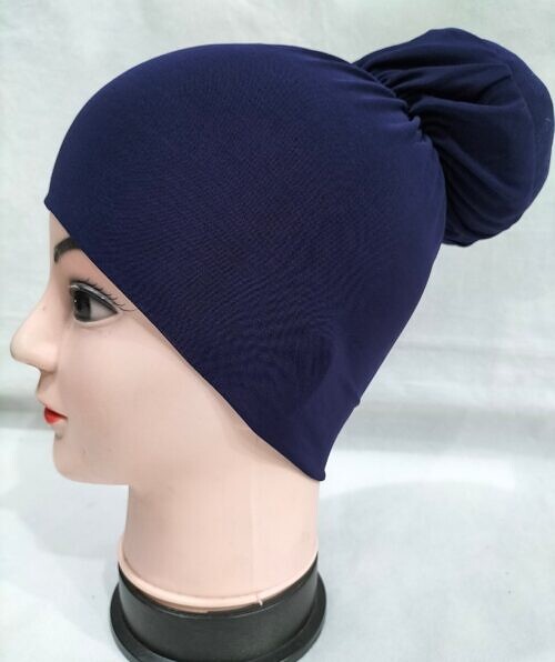 bun back underscarf iris