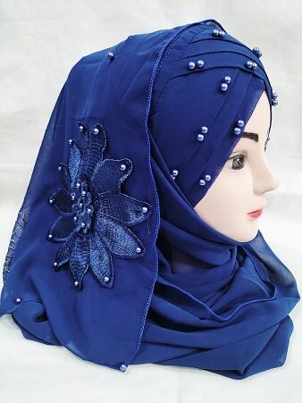 Pearl Ready to Wear with Matching Flower Bunch - Iris