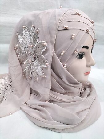 Pearl Ready to Wear with Matching Flower Bunch - Nude Pink Pearl Ready to Wear with Matching Flower Bunch - Nude Pink