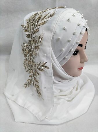 Pearl Floral Ready to Wear with 3D Bunch - White Pearl Floral Ready to Wear with 3D Bunch - White