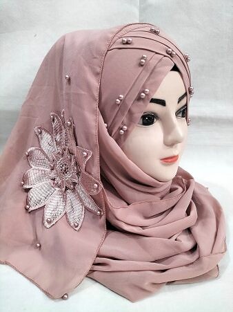 Pearl Ready to Wear with Matching Flower Bunch - Tea Pink Pearl Ready to Wear with Matching Flower Bunch - Tea Pink