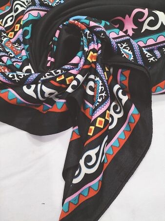 Maxi Viscose Printed Scarf - Black