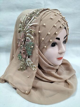 Pearl Floral Ready to Wear with 3D Bridal Bunch - Coffee