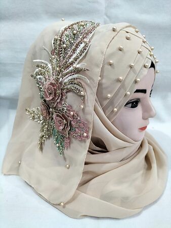 Pearl Floral Ready to Wear with 3D Bridal Bunch - Light Golden