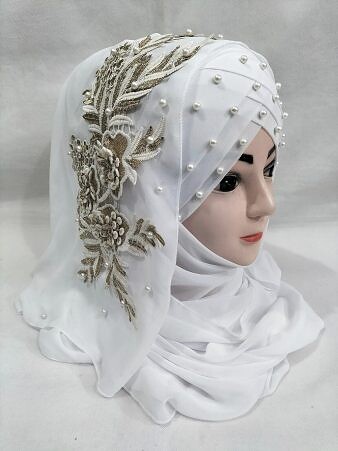 Pearl Floral Ready to Wear with 3D Bunch - Bright White Pearl Floral Ready to Wear with 3D Bunch - Bright White