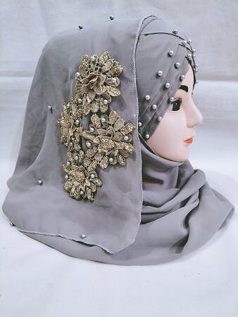 Pearl Ready to Wear with Golden Flower Bunch - Dark Grey Pearl Ready to Wear with Golden Flower Bunch - Dark Grey