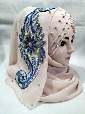 Pearl Floral Ready to Wear with 3D Fancy Flower Bunch - Nude Pink (Design 3) Pearl Floral Ready to Wear with 3D Fancy Flower Bunch - Nude Pink (Design 3)