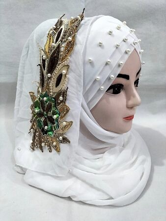 Pearl Floral Ready to Wear with 3D Fancy Flower Bunch - White (Design 1) Pearl Floral Ready to Wear with 3D Fancy Flower Bunch - White (Design 1)