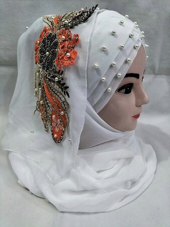 Pearl Floral Ready to Wear with 3D Fancy Flower Bunch - White (Design 2)