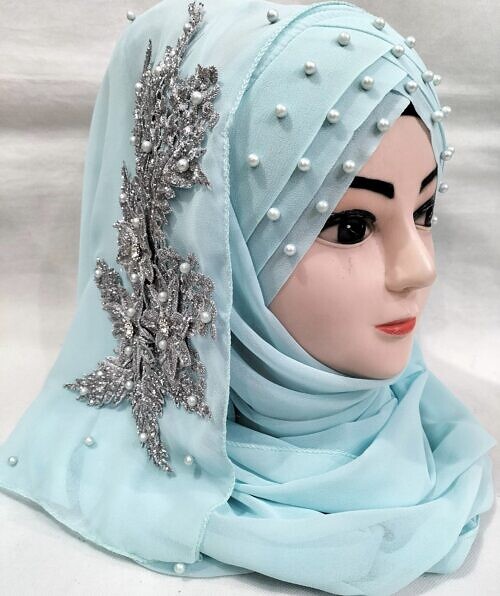 pearl floral ready to wear with silver bunch baby blue