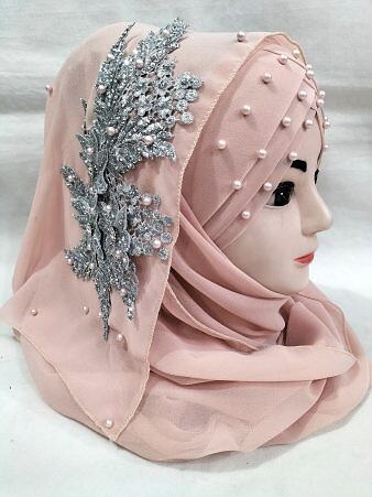 Pearl Floral Ready to Wear with Silver Bunch - Nude Pink