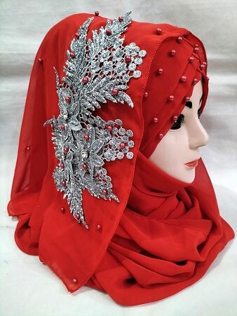 Pearl Floral Ready to Wear with Silver Bunch - Red Pearl Floral Ready to Wear with Silver Bunch - Red