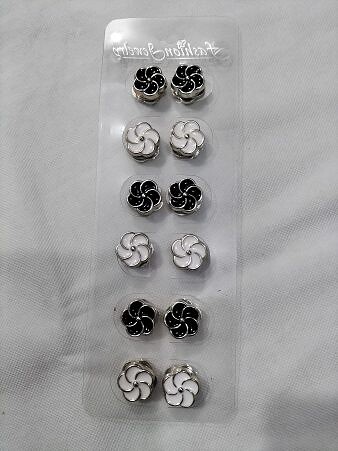 Magnetic Scarf Pins - Flower (Design 1) Magnetic Scarf Pins - Flower (Design 1)