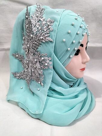 Pearl Floral Ready to Wear with Silver Bunch - Cyan
