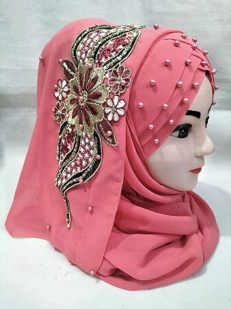 Pearl Ready to Wear with Golden Bunch - Rose Pink (Design 2)
