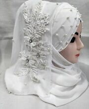 Pearl Ready to Wear with Matching Flower Bunch - White