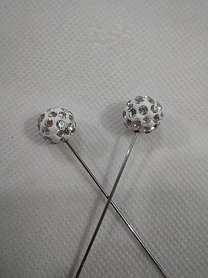 Pins Wheel - Crystal Balls White