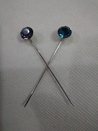 Pins Wheel - Crystal Stones