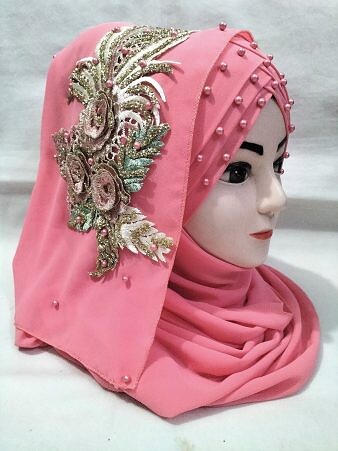 Pearl Floral Ready to Wear with 3D Bridal Bunch - Rose Pink