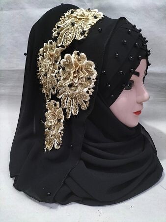 Pearl Ready to Wear with 3D Golden Bunch - Black