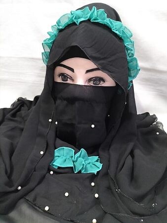Fancy Crown with Niqab Ready to Wear - Turquoise