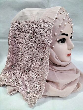 Pearl Floral Ready to Wear with Lace Edge - Nude