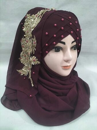 Pearl Ready to Wear with Golden Bunch - Burgundy