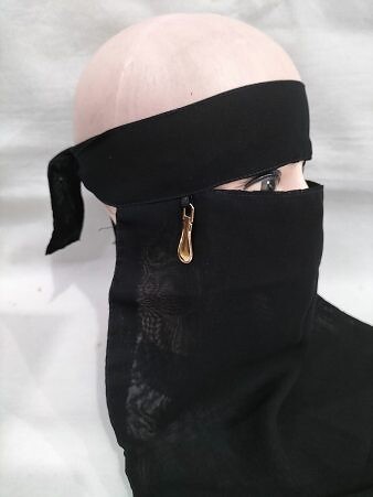 Saudi Niqab - Zip Design 3 Saudi Niqab - Zip Design 3
