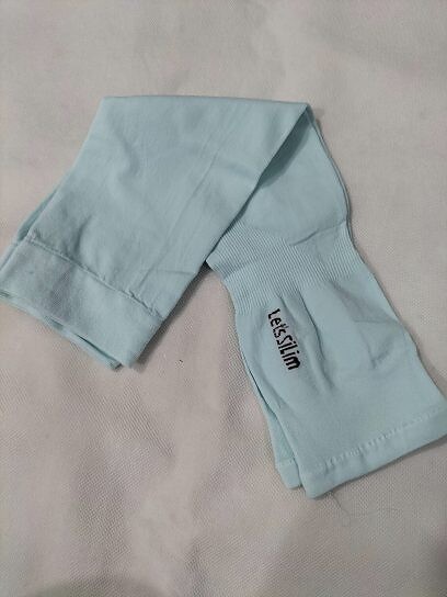 Lets Slim Cooling Arm Sleeves - Sky Blue