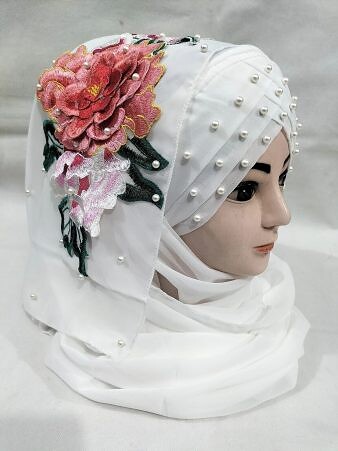 Pearl Ready to Wear with Flower Bunch - White