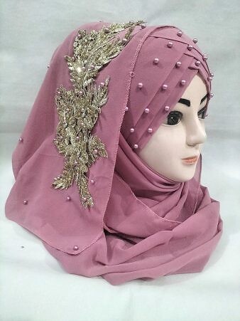 Pearl Ready to Wear with Golden Bunch - Pastel Pink