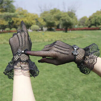 Elegant Lace Mesh Gloves Black | Modest Gloves Pakistan