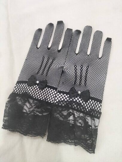 Elegant Lace Mesh Gloves Black | Modest Gloves Pakistan